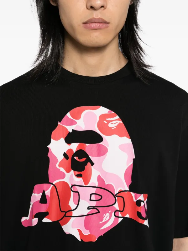 A BATHING APE® ABC CAMO APE Tシャツ | ブラック | FARFETCH JP