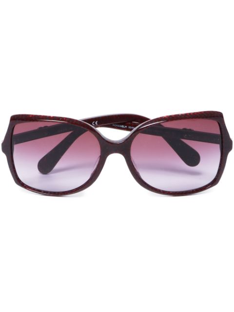 HOT SALE CHANEL 2000s butterfly-frame sunglasses Women