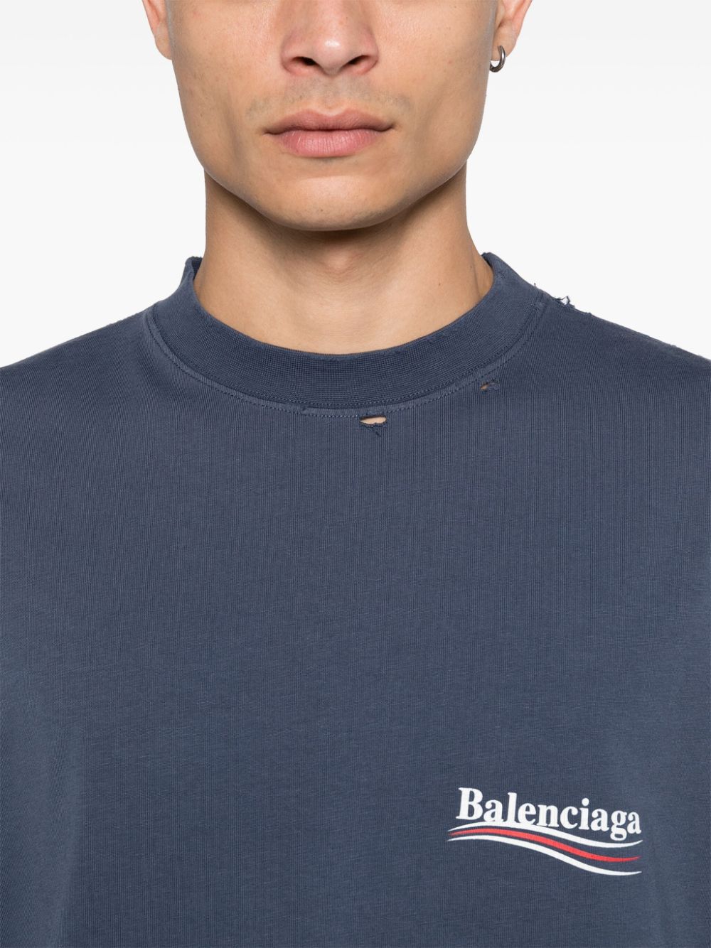 Shop Balenciaga Logo-print T-shirt In Blue