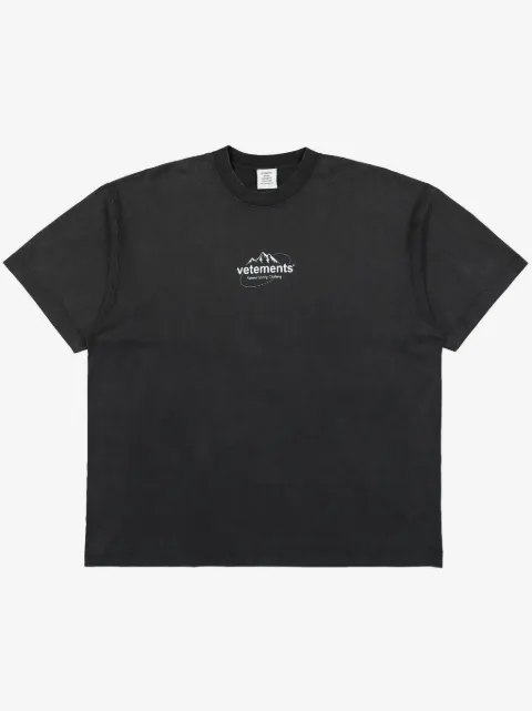 VETEMENTS Spring Water Logo T-shirt