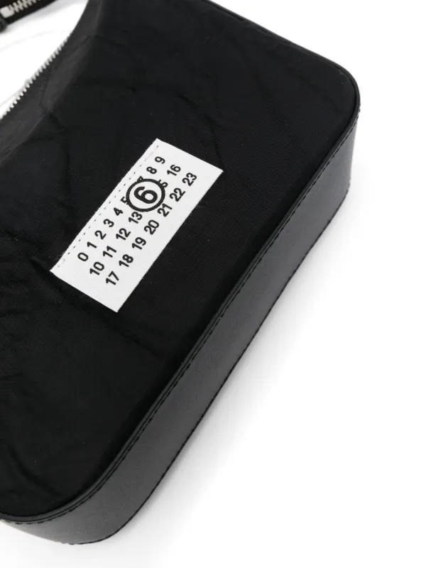 最終セール★Maison Margiela★Numeric ミディアム ショルダー MM6 Maison Margiela Numeric Shoulder Bag | Black | FARFETCH JO
