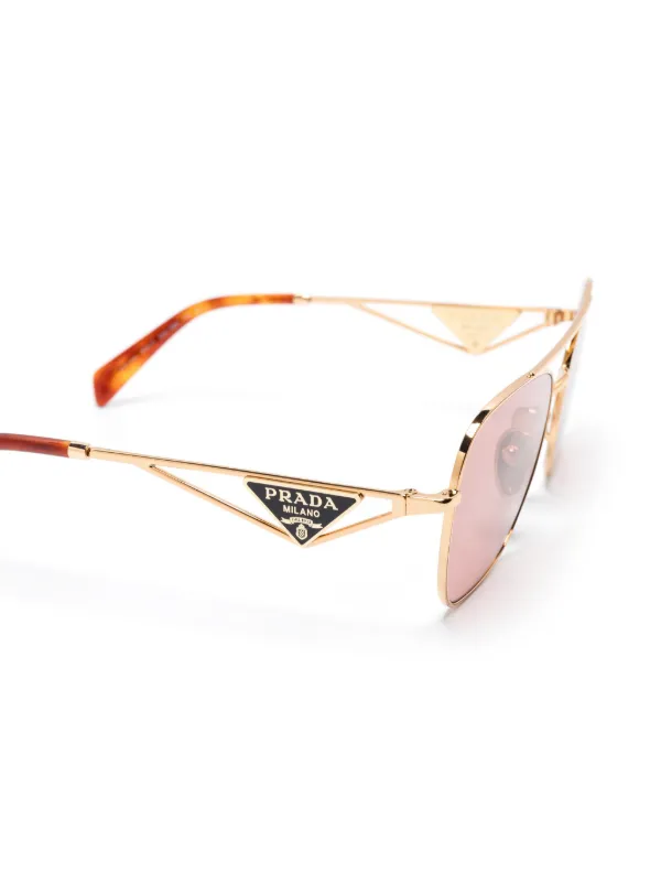 Prada Eyewear ロゴ サングラス | ゴールドトーン | FARFETCH JP