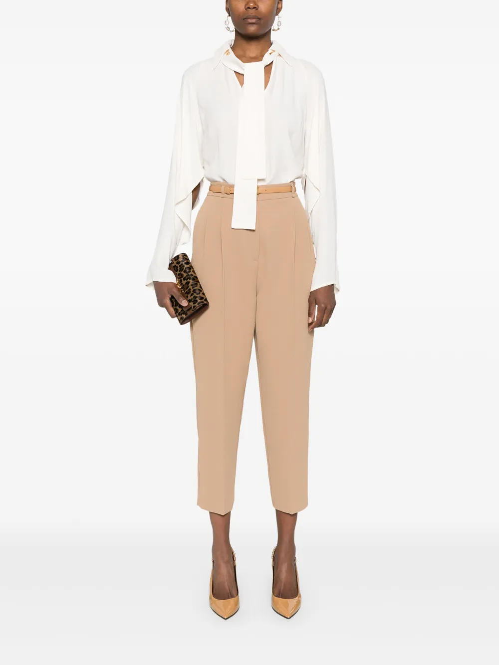 Elisabetta Franchi Blouse met logoplakkaat - Beige