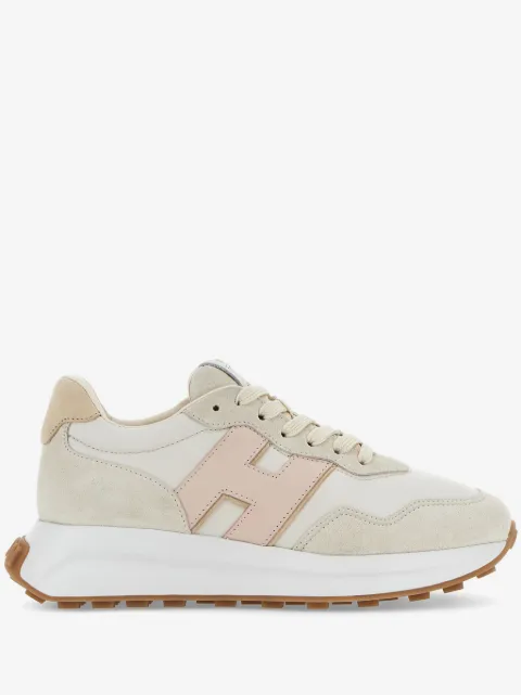 Hogan logo-patch sneakers