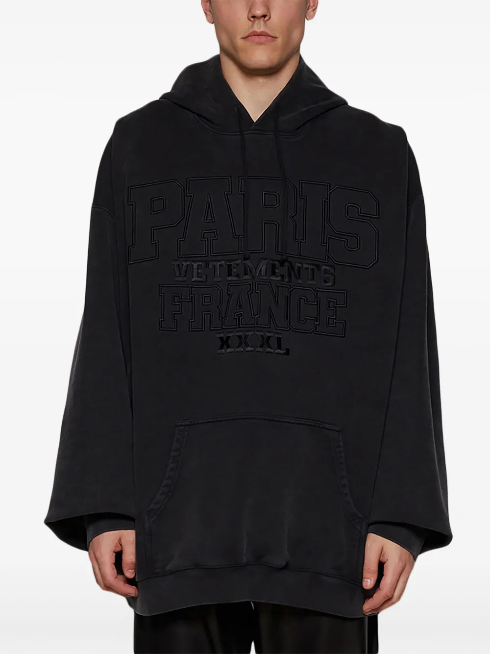 VETEMENTS Paris XXXL hoodie Zwart