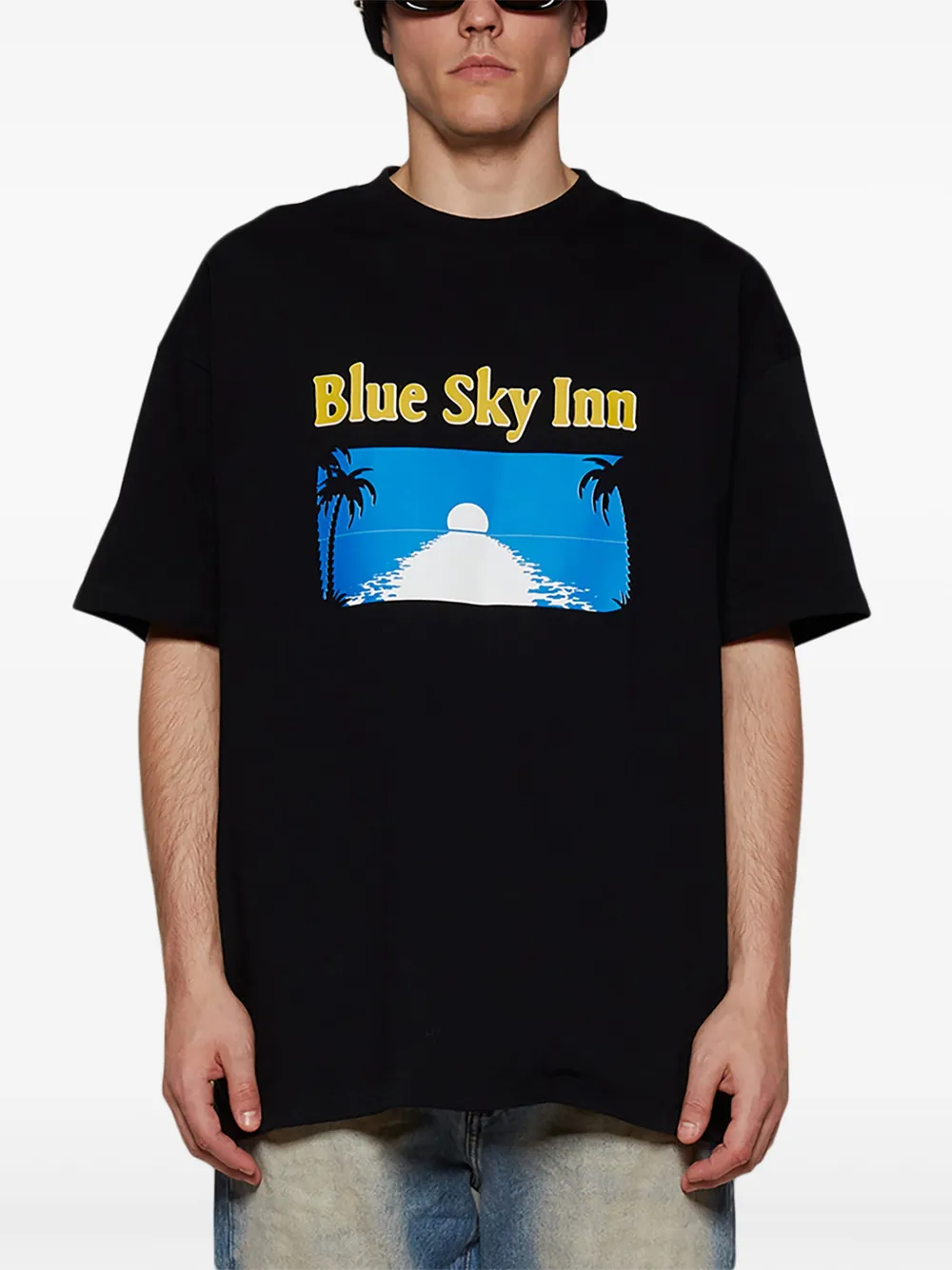 BLUE SKY INN Ansichtkaart T-shirt Zwart