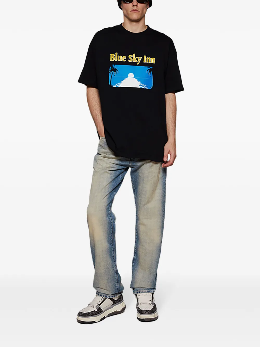 BLUE SKY INN Ansichtkaart T-shirt - Zwart