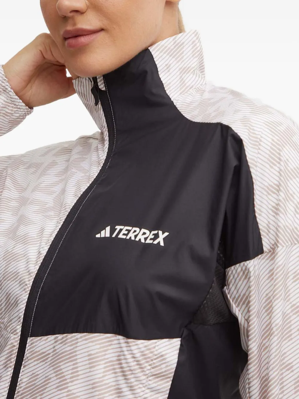 adidas Jack met vlakken en patroon Wit