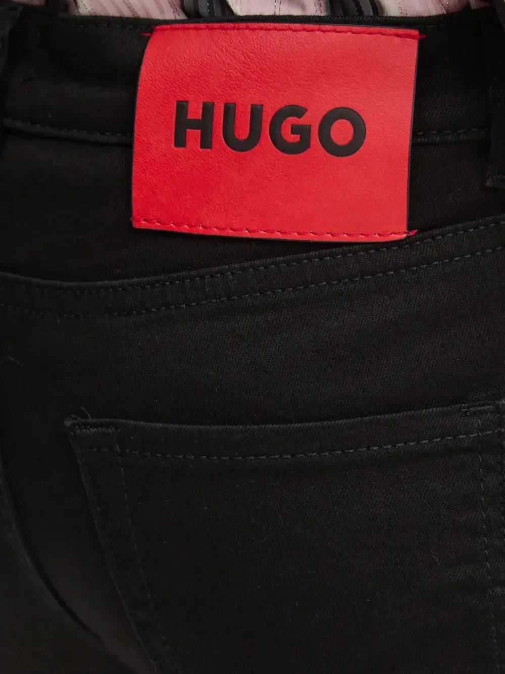HUGO Jeans met logopatch Zwart