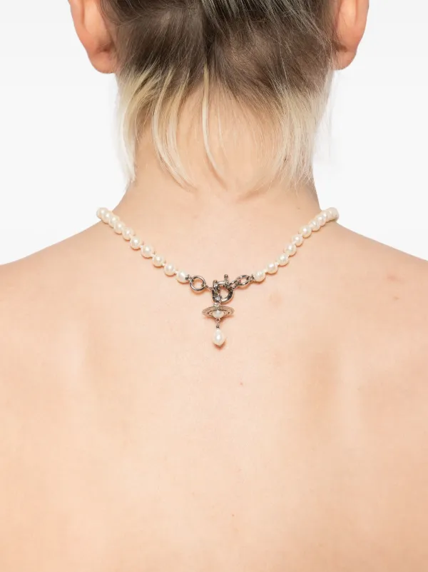 vivienne westwood ALEKSA オーブロゴ パールネックレス vivienne westwood ALEKSA オーブロゴ パールネックレス Vivienne