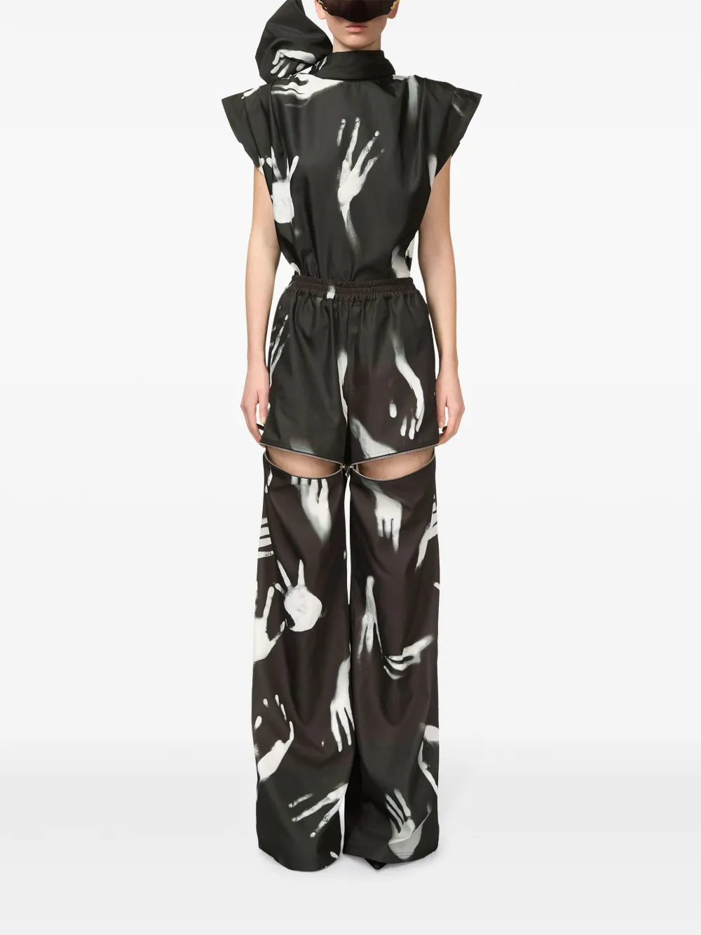AREA HANDPRINT SLIT TRACK PANTS