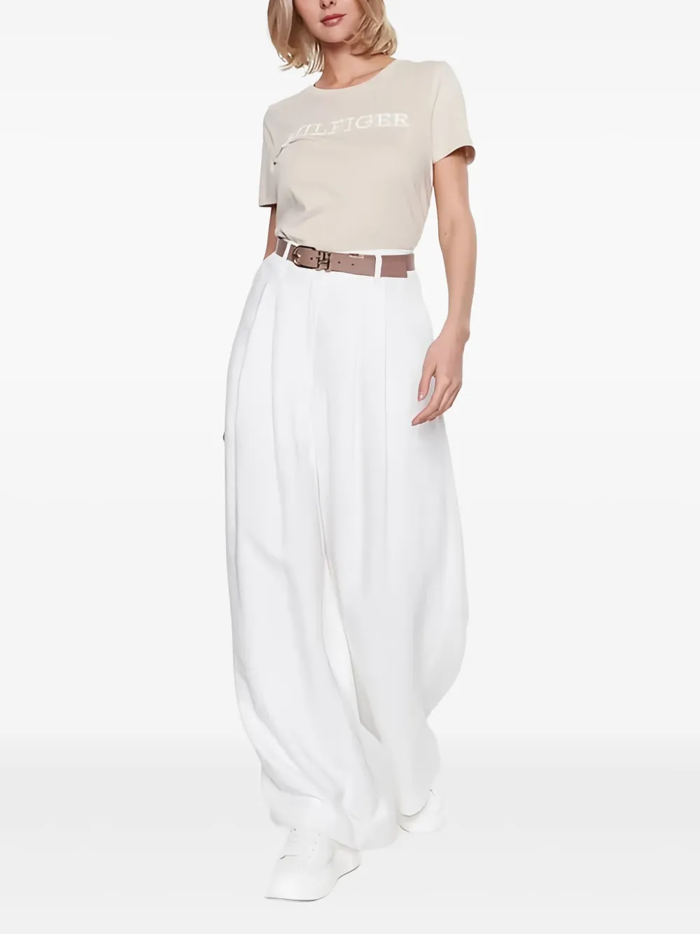 Tommy Hilfiger playera con logo bordado | neutro | Image 1