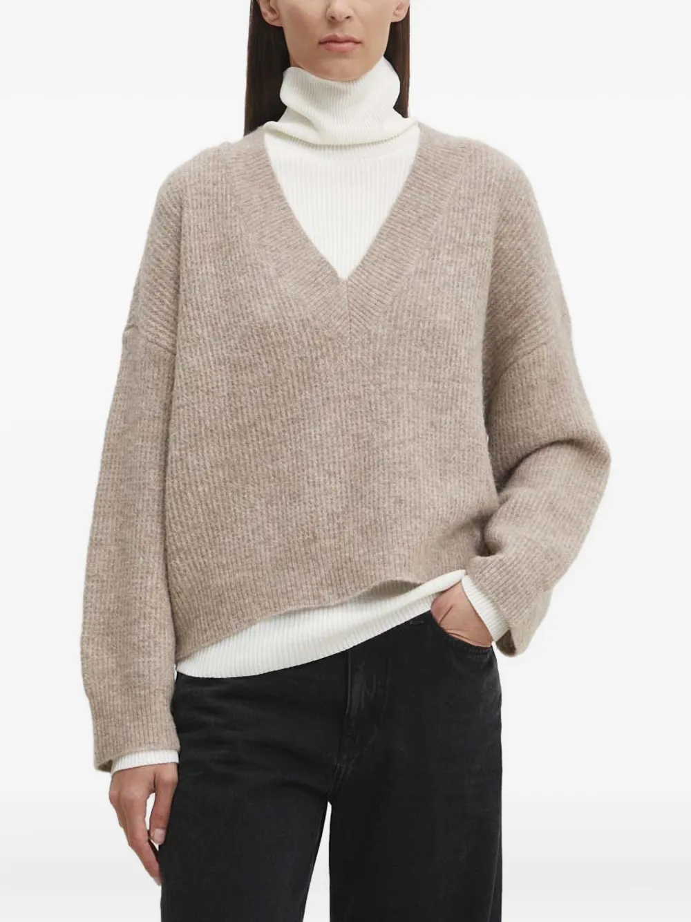 Gestuz Alpha Gz V-neck Sweater In Brown
