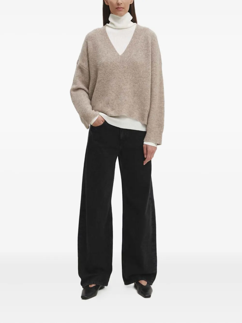 Gestuz Alpha Gz V-neck Sweater In Brown