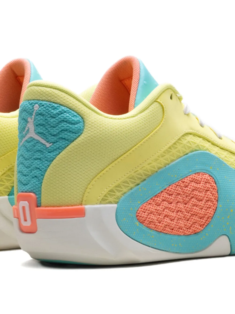 Jordan Tatum 2 "Light Citron Aurora Green Atomic Pink Sail" sneakers Yellow