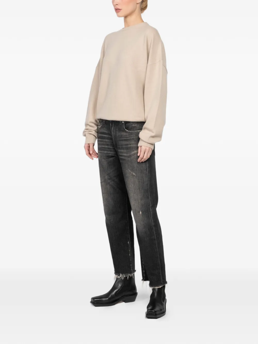 extreme cashmere Trui met hoge hals en lange mouwen Beige