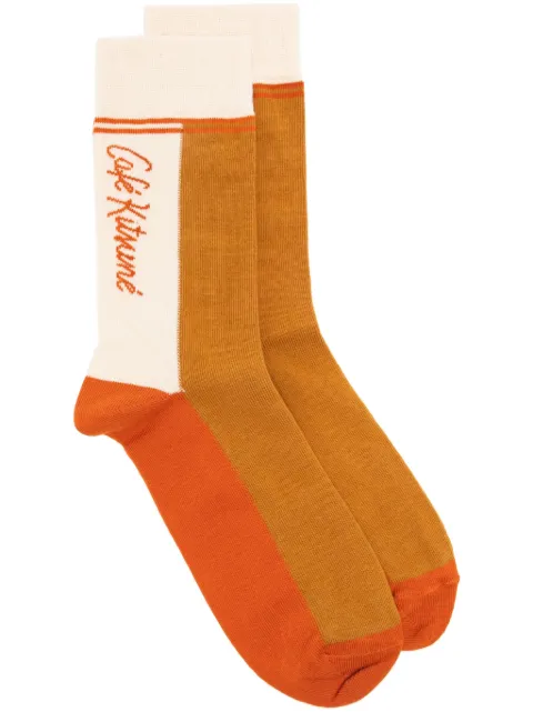 CAFÉ KITSUNÉ calcetines tejidos con logo en intarsia