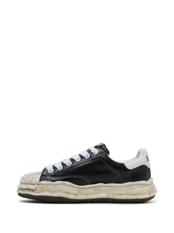 Maison MIHARA YASUHIRO Blakey low-top Sneakers | Black | FARFETCH