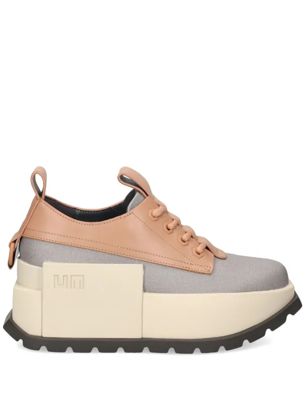 Nude platform trainers deals