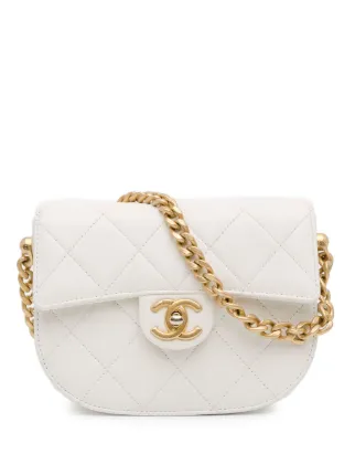 Chanel messenger store