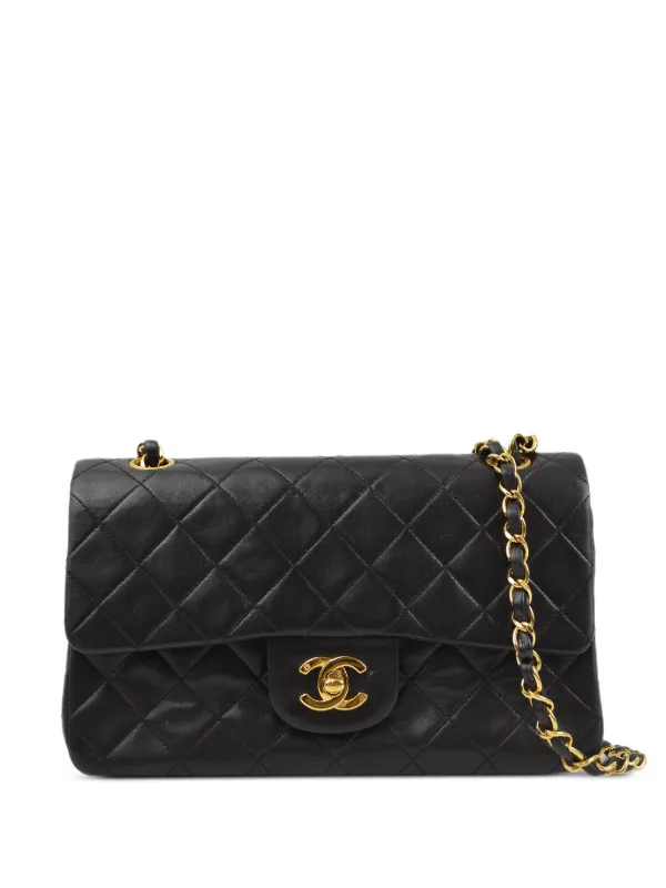 Chanel small lambskin classic flap bag deals