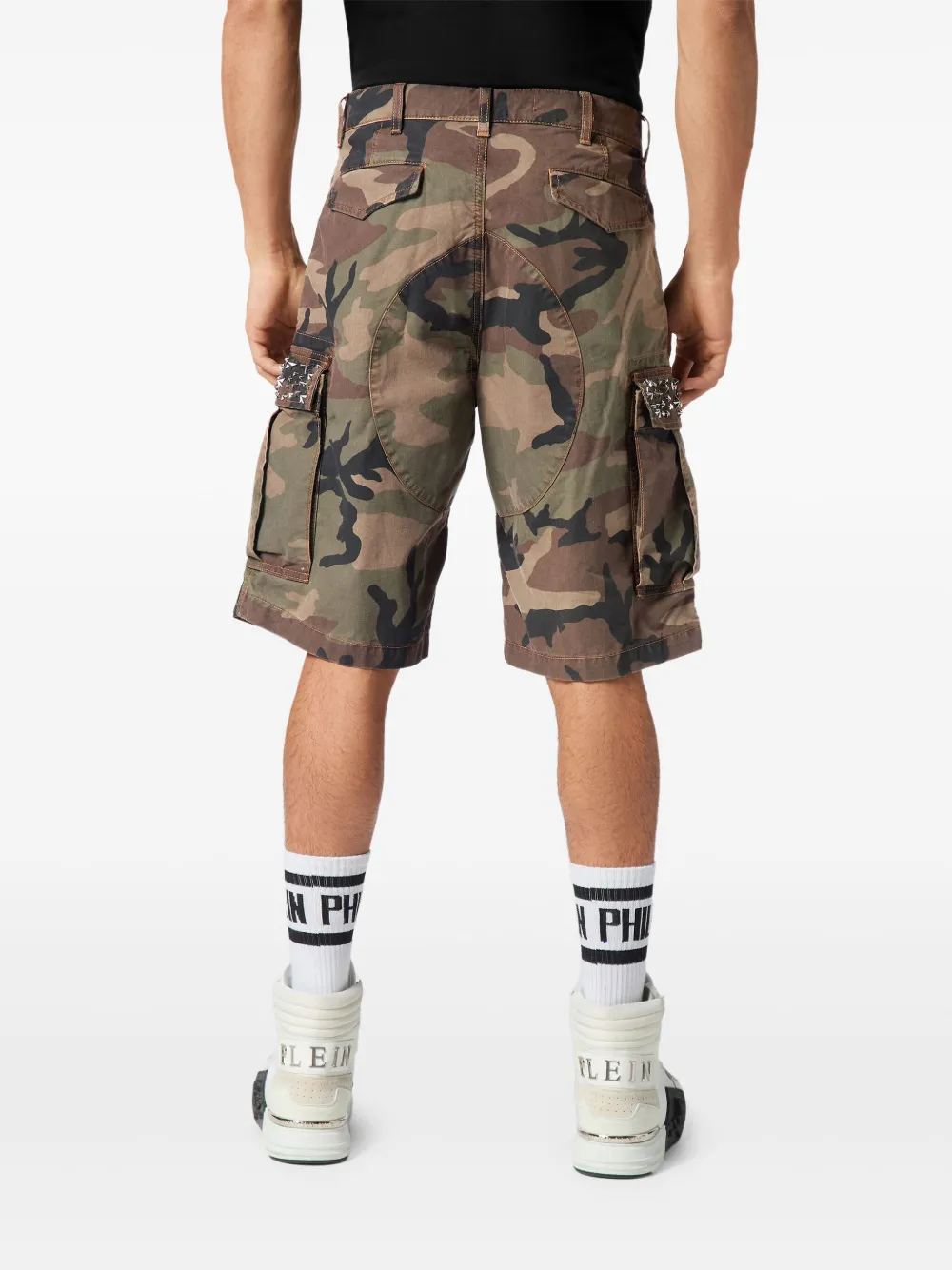 Philipp Plein Cargo shorts verfraaid met studs Bruin