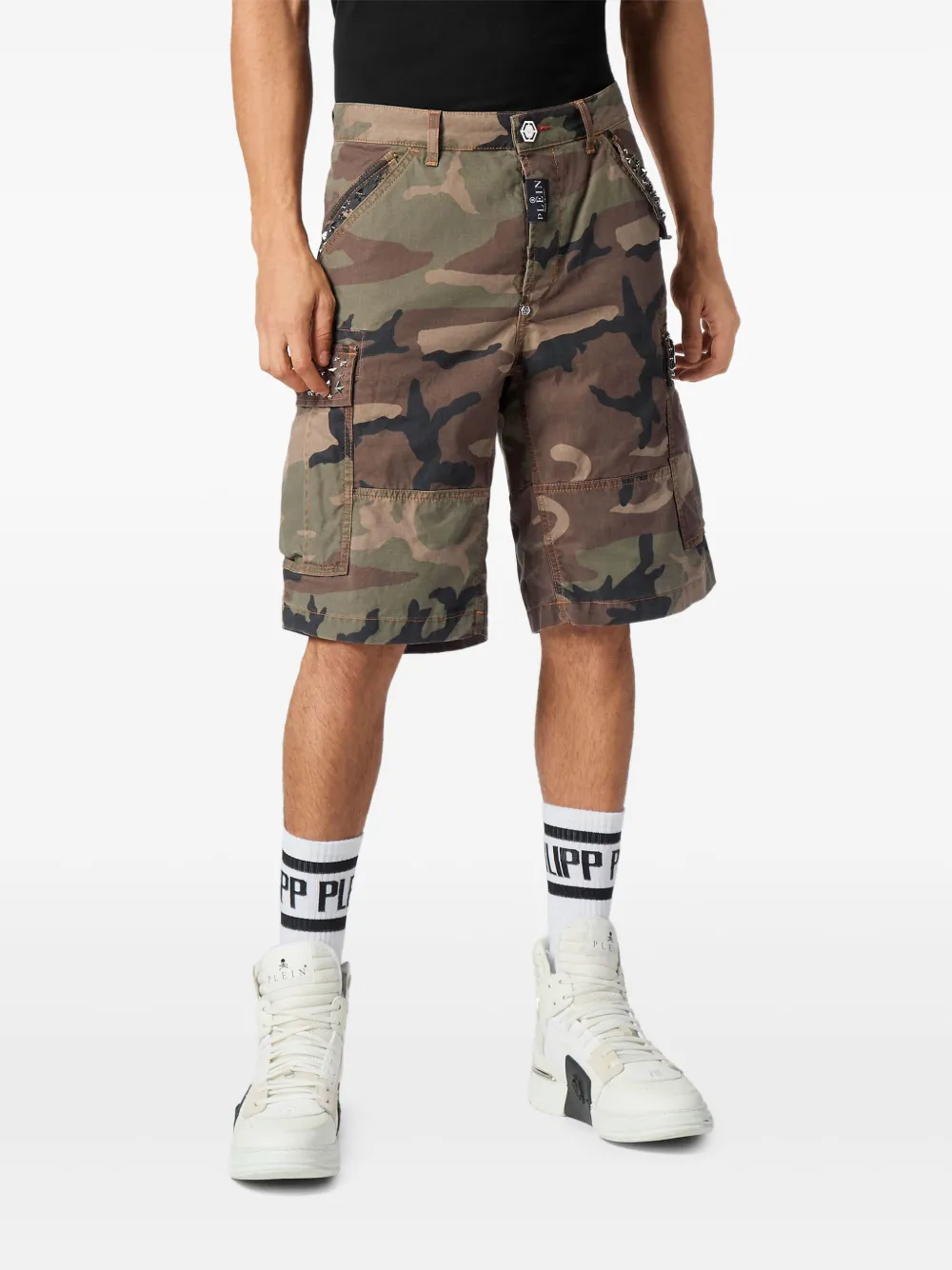Philipp Plein Cargo shorts verfraaid met studs Bruin