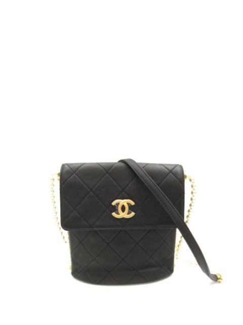 HOT SALE CHANEL 2021-2022 pearl-trim shoulder bag Women