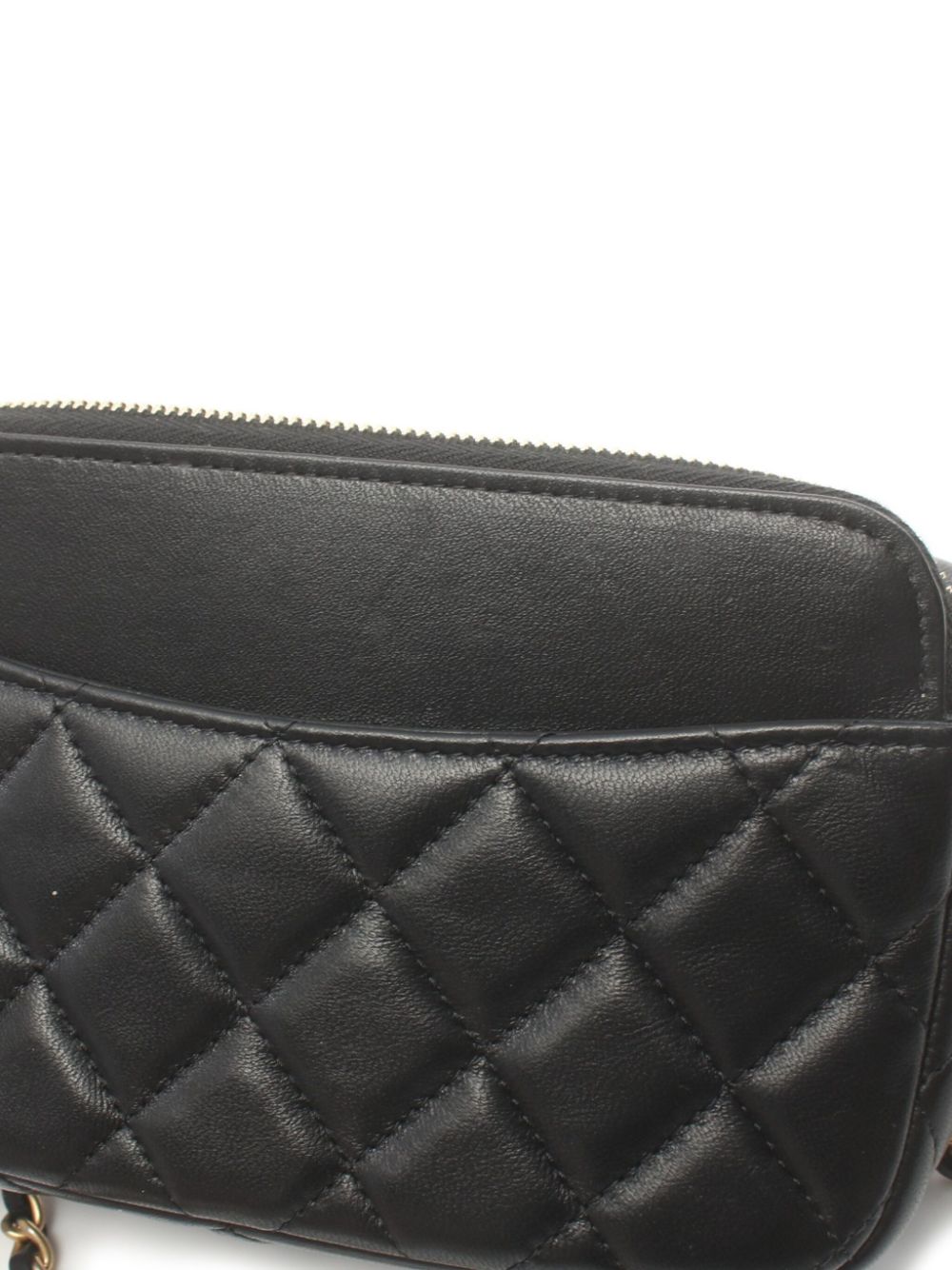 CHANEL 2021-2022 diamond-quilted shoulder bag Women