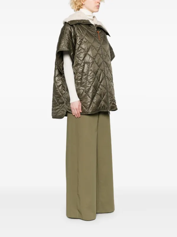 関税込 MONCLER PADDED CAPE Moncler Padded Cape | Black | FARFETCH