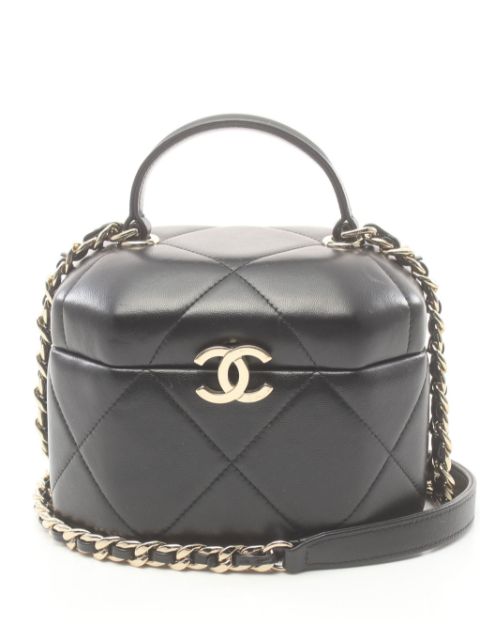 HOT SALE CHANEL 2020s CC diamond-quilted two-way vanity bag Women