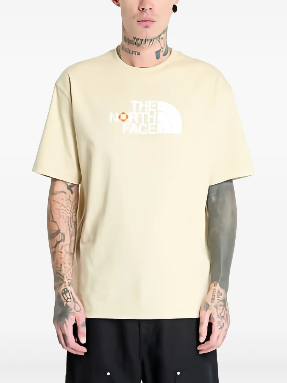 The North Face ロゴ Tシャツ - ニュートラル The North Face ロゴ Tシャツ - ニュートラル