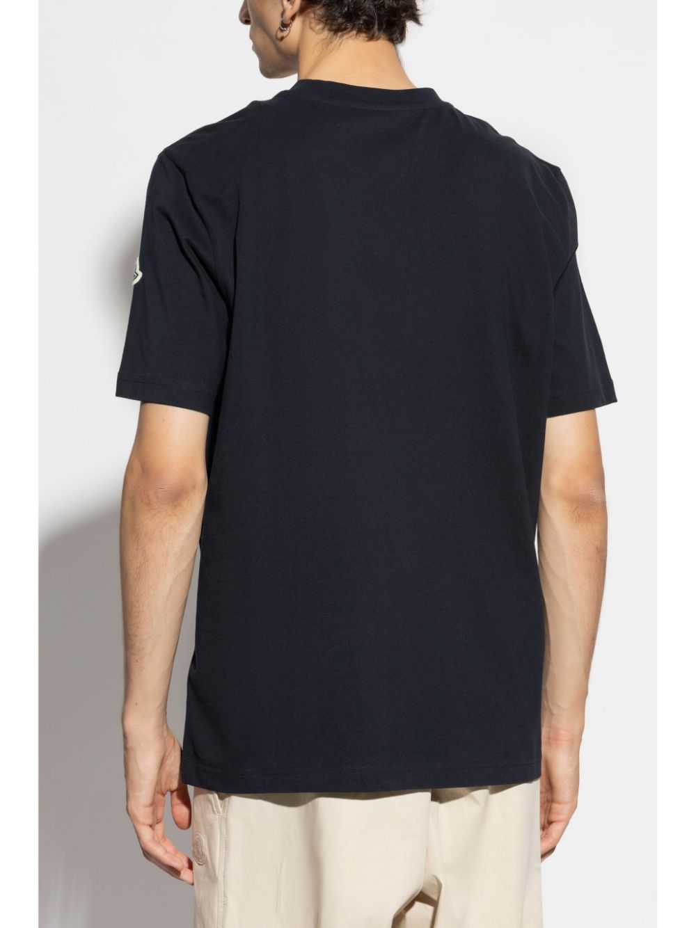 Shop Moncler Mountain T-shirt In 蓝色