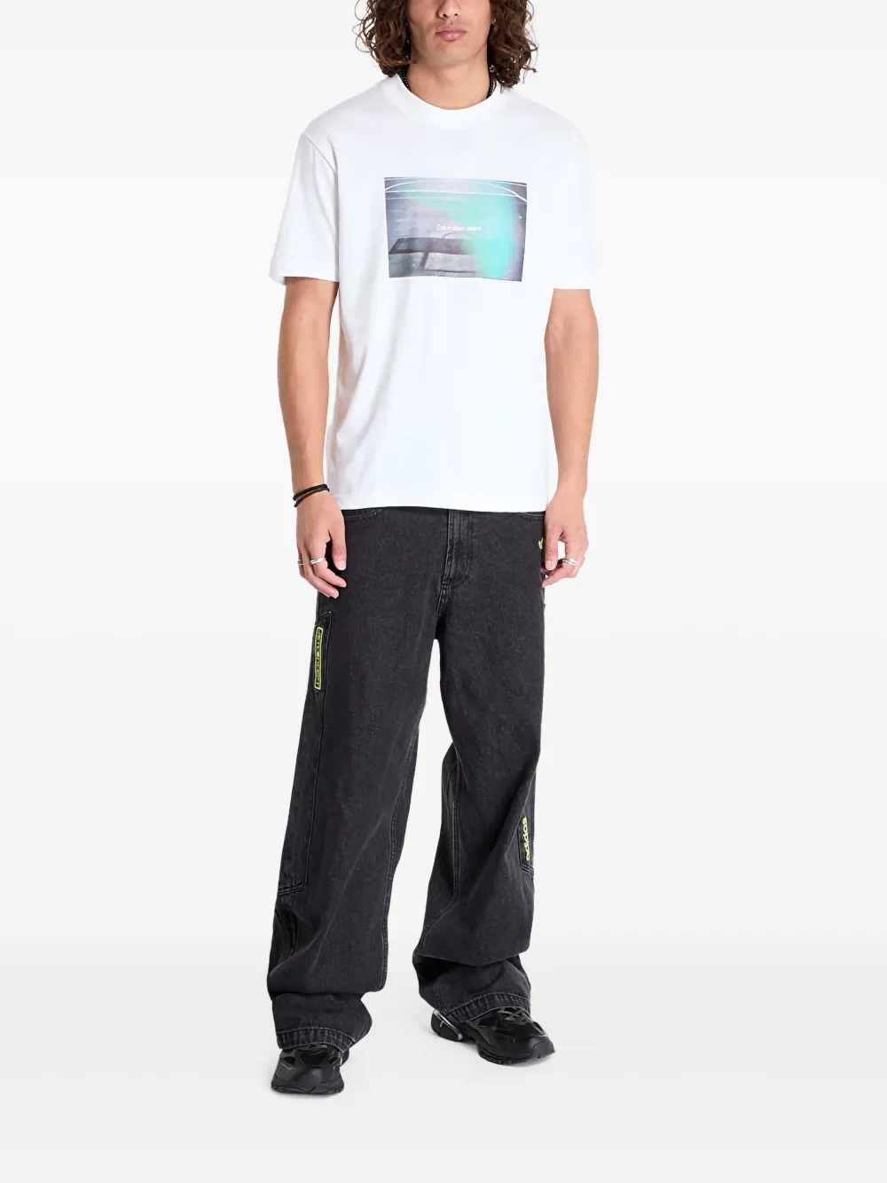 Calvin Klein Jeans Gradient graphic-print T-shirt | T-Shirts | Image 2