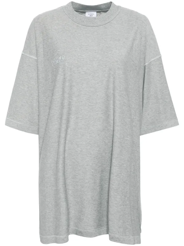 VETEMENTS inside-out Label T-shirt | Grey | FARFETCH