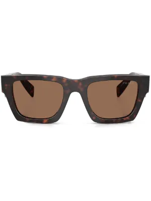 PRADA スクエアサングラス ブラウンレンズ Prada Eyewear スクエアフレーム サングラス | ブラウン | FARFETCH JP