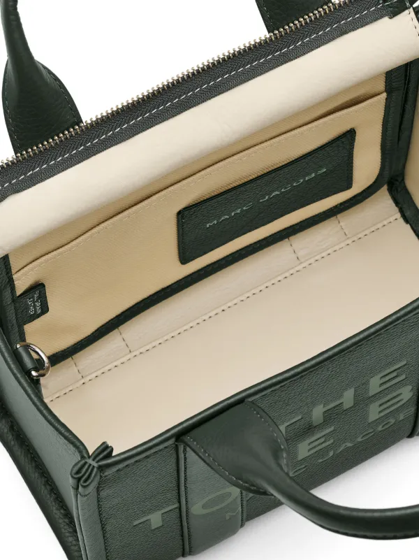MARC JACOBS LEATHER MINI TRAVELER TOTE【送料0/国内即発】 MARC JACOBS トートバッグ THE LEATHER CROSSBODY MINI TOTE BAG