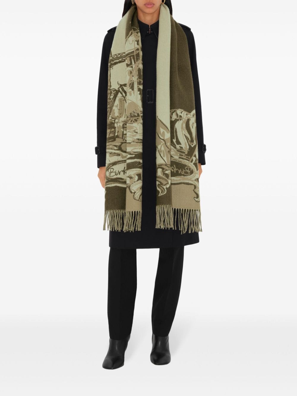 Shop Burberry Tower Bridge Cashmere Scarf In Green