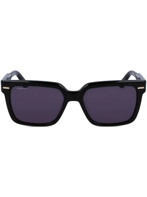 Calvin Klein lentes de sol con armazón wayfarer