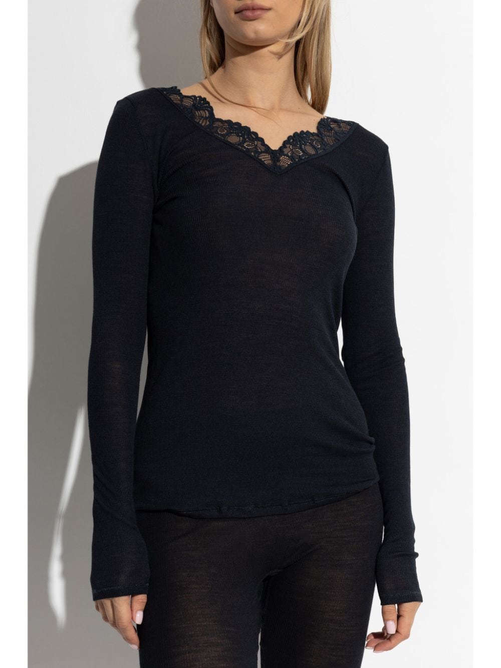 HANRO LACE-DETAILING TOP 