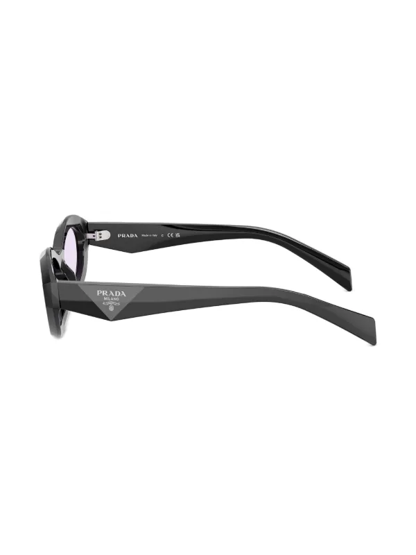 【 PRADA 】 トライアングルロゴ サングラス Prada Eyewear トライアングルロゴ サングラス | ブラック