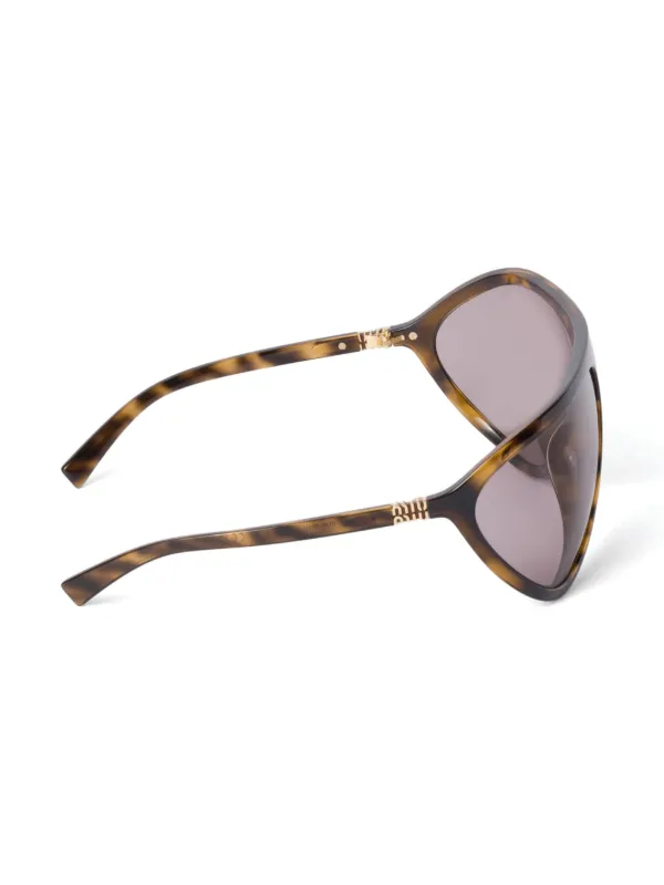 小物 miumiu runway sunglasses Miu Miu Eyewear Runway Sunglasses | Silver | FARFETCH