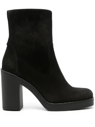 Stuart Weitzman