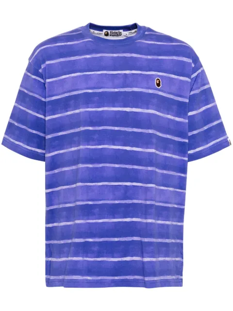 A BATHING APE® playera con parche del logo