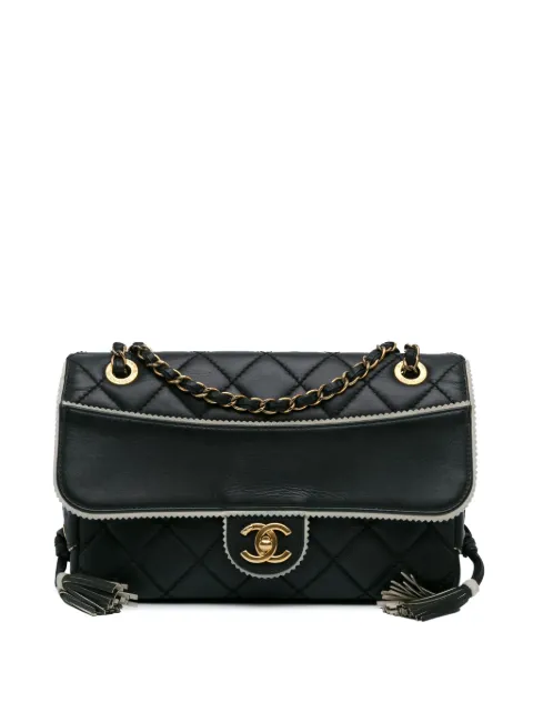 CHANEL Pre-Owned 2015-2016 CC Quilted Lambskin Tassel and Border Embellished Flap shoulder bag