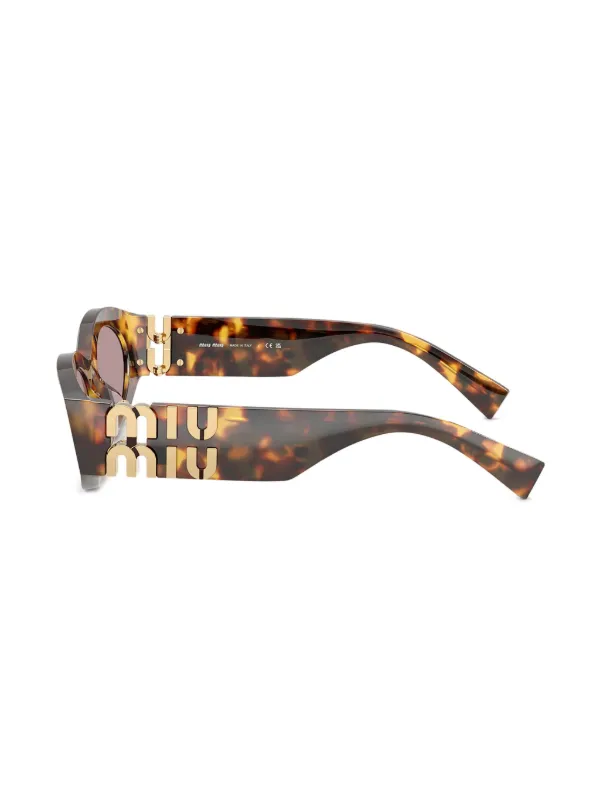 Miu Miu Eyewear ロゴ サングラス | ブラウン | FARFETCH JP