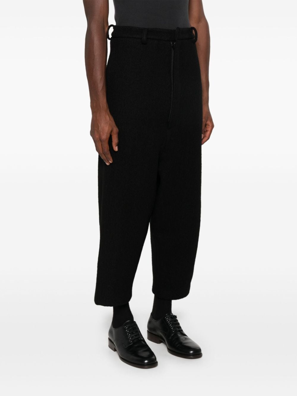 Shop Chiahung Su Drop-crotch Trousers In Black