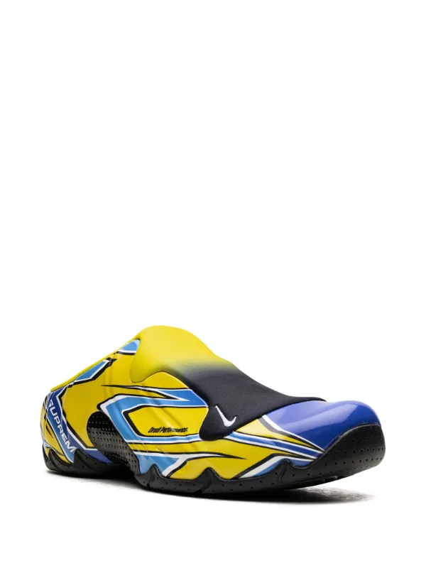 Nike x Supreme Clogposite Nike x Supreme Clogposite