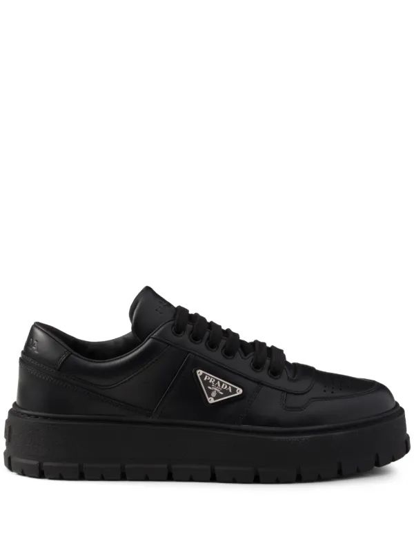 Prada レザースニーカー | ブラック | FARFETCH JP