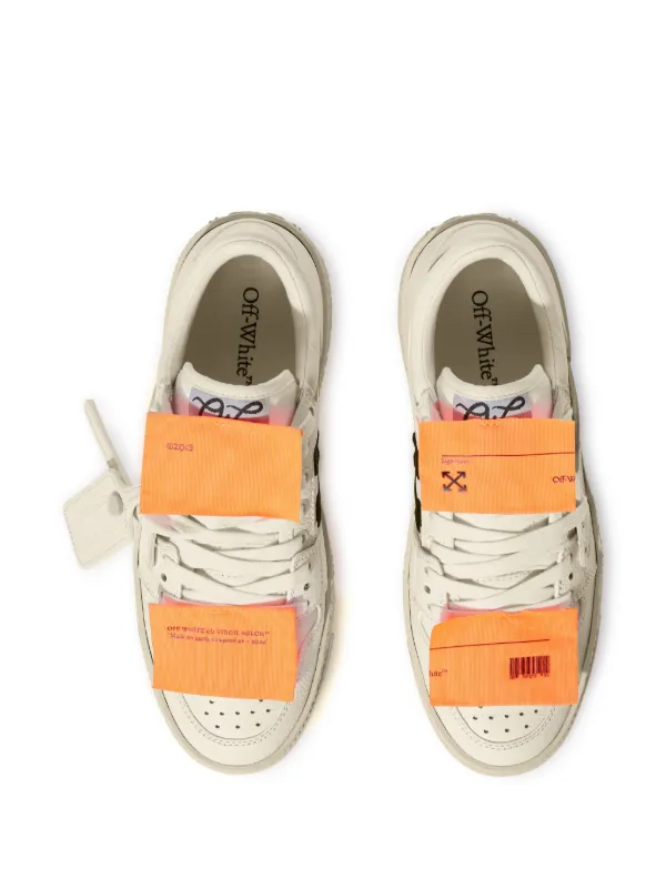 【Off White】送料/関税込 3.0 Off Court Sneakers Off-White 3.0 Off Court Sneakers | White | FARFETCH